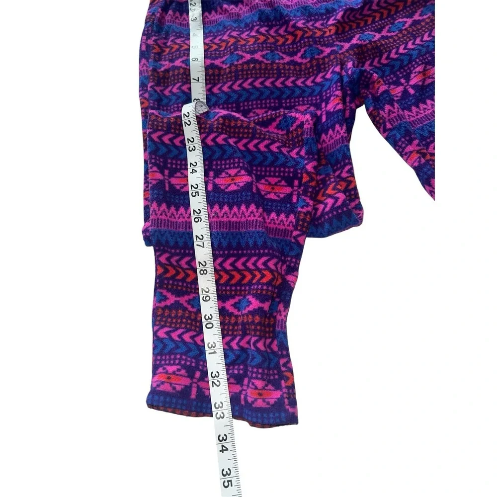 152.-   COLUMBIA 2-piece PJ set, Girls Size 14/16(large)